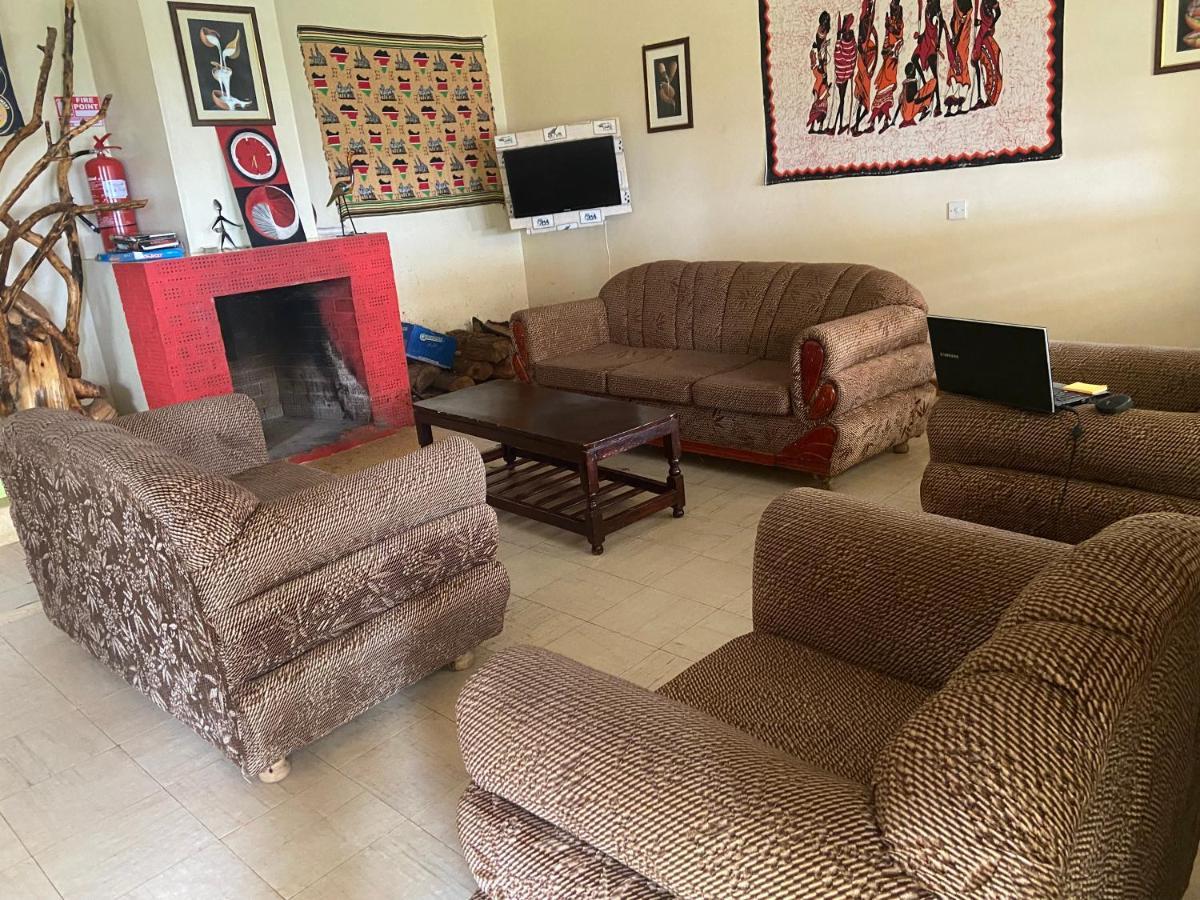 Ranges View Lodge Staycation Kiamuturi Екстер'єр фото