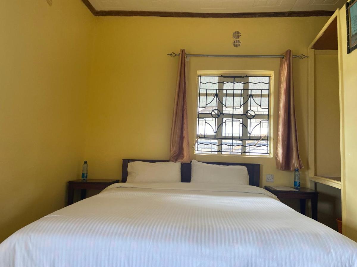 Ranges View Lodge Staycation Kiamuturi Екстер'єр фото
