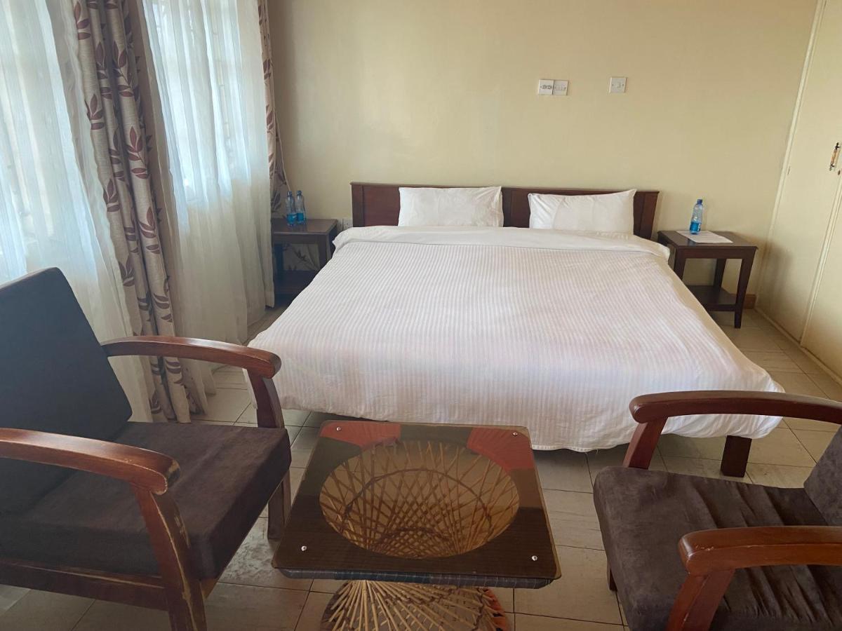 Ranges View Lodge Staycation Kiamuturi Екстер'єр фото